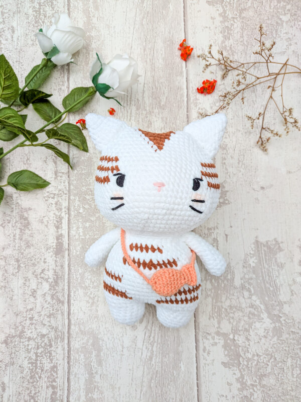 Amigurumi chat tigré
