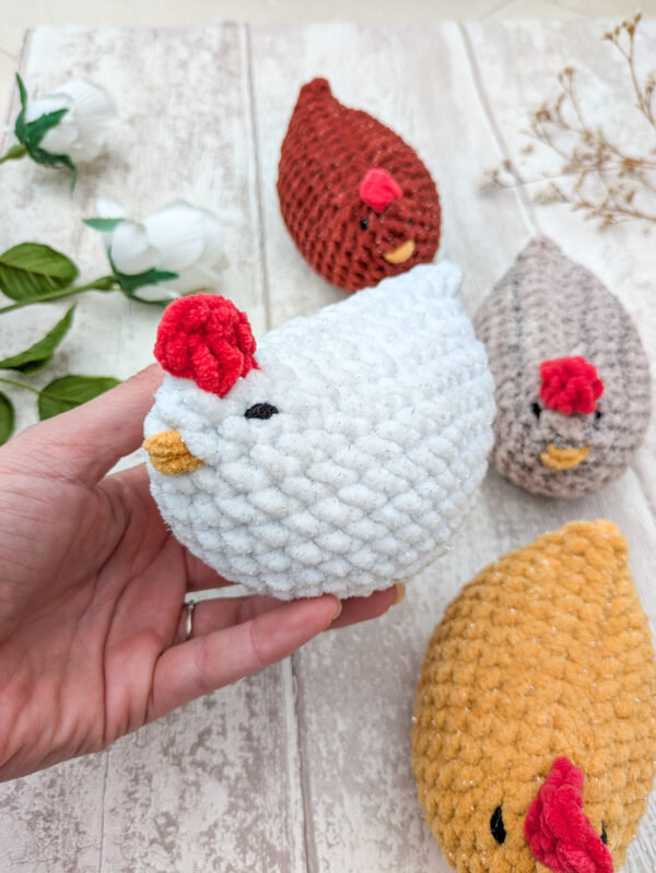 Poule décorative