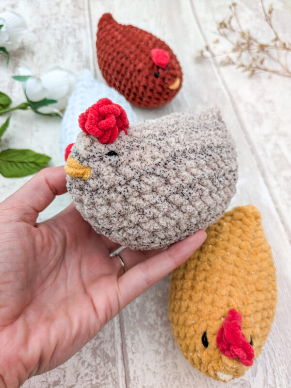 Poule décorative