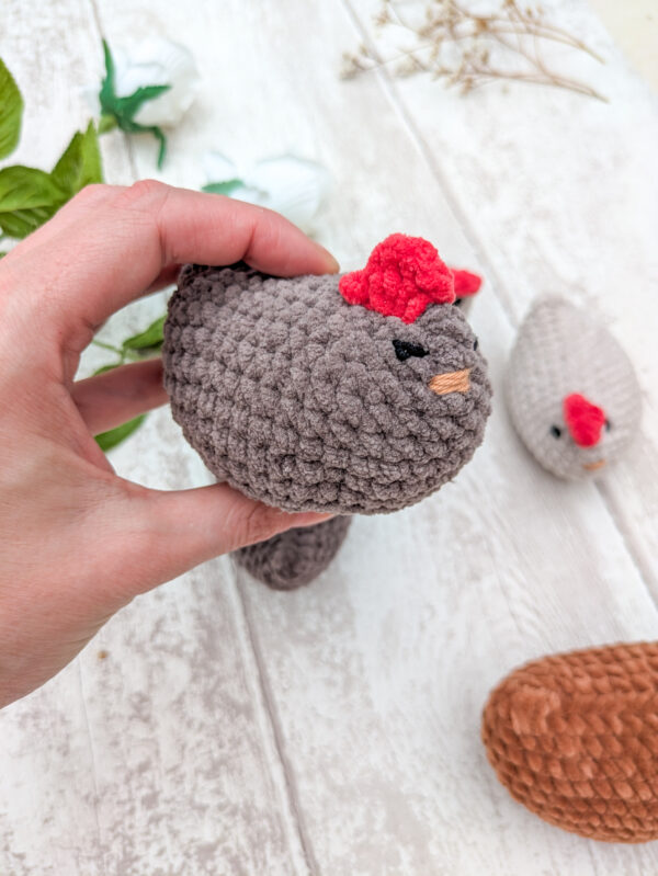 Petite poule décorative