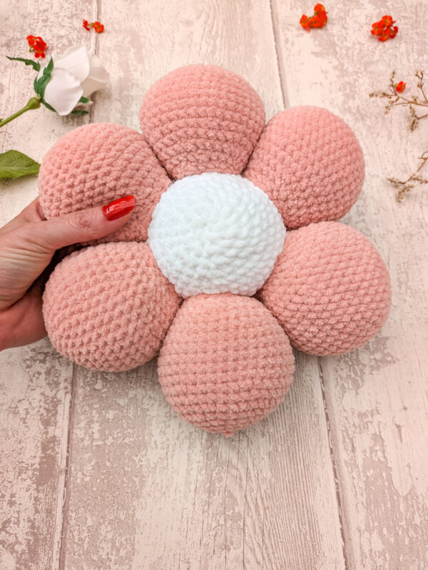 Coussin fleur décoratif