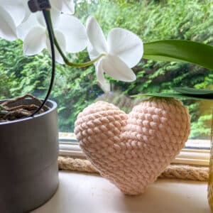 coeur-beige-fait-main-deco-amour-girly
