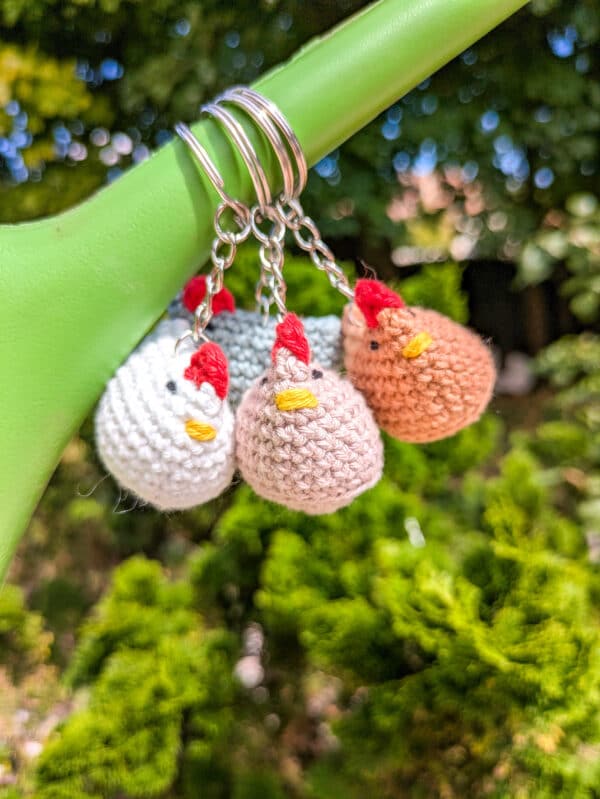 Porte-clés-poule-fait-main