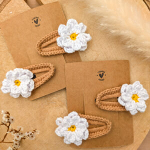 Barrettes à cheveux beige motif fleurs fait main